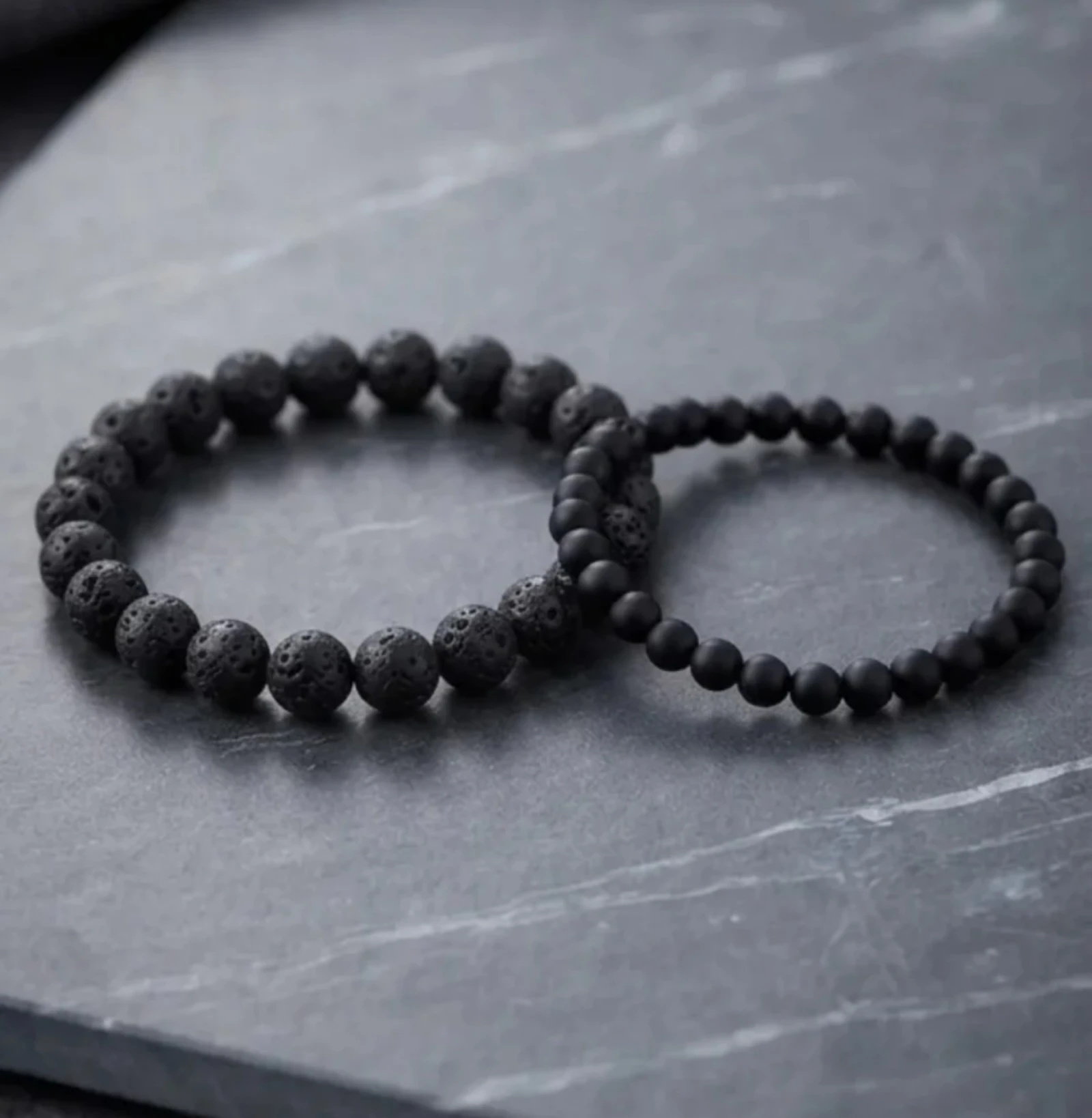 Conjunto 2 pulseras piedra volcánica
